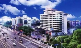 柳州吃瓜酒店,体验地道的柳州风味与休闲时光