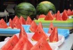 吃瓜群众瓜王本瓜的意思